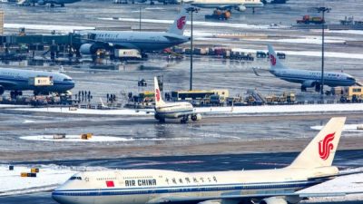 Passagierflugzeug in China nach Drohung mit Stift umgeleitet