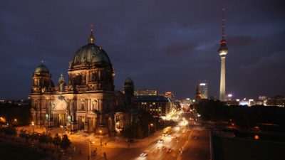 Warnung! Sicherheitshinweis der Chinesischen Botschaft Berlin zur veränderten Lage in Deutschland: Nachts nicht mehr allein auf die Straße gehen