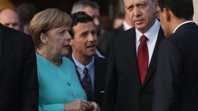 Merkel pocht auf Besuchsmöglichkeit für Abgeordnete in Incirlik