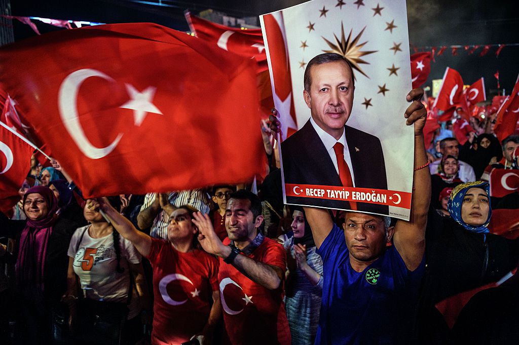 Verbot von Pro-Erdogan-Demo möglich – Mitveranstalter erbost: “Erdogan selbst könnte sogar zu Demo kommen”