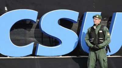 CSU-Vorstand startet Mitgliederbefragung zu bundesweiten Volksentscheiden