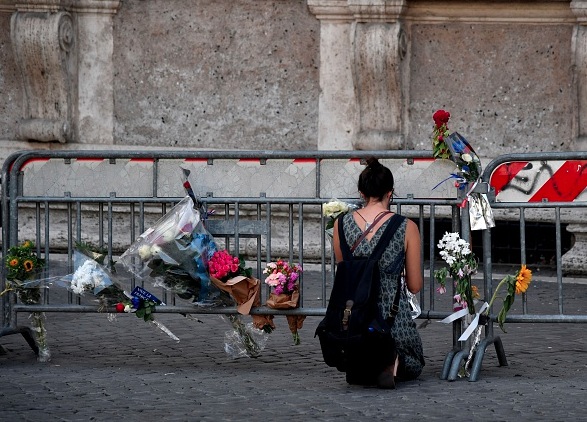 Offiziell: Berliner Lehrerin und zwei Schülerinnen in Nizza getötet