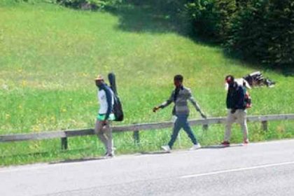 “Realitätsverweigerung der Regierung”: Afrika-Migranten passieren täglich illegal den Brennerpass