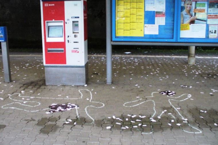 Symbolisierte Leichen-Umrisse auf sächsischen Bahnhöfen entdeckt