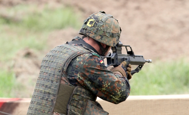 „Recht auf Sicherheit“: Bayerns Innenminister will Bundeswehr-Einsatz im Inneren bei Terrorgefahr