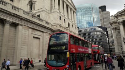 Rezessionsrisiko für Deutschland nach Brexit-Votum massiv gestiegen