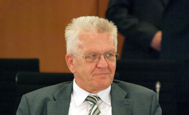 Kretschmann warnt vor Rot-Rot-Grün