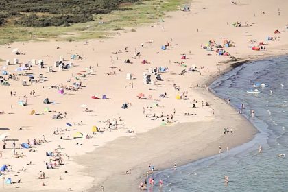 Travemünde: 16-Jährige ins tiefe Wasser gezogen und sexuell genötigt