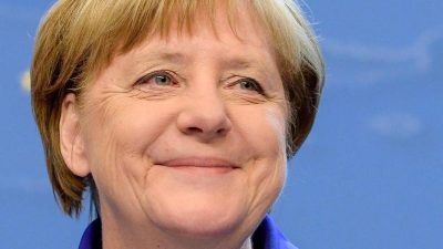 Angela Merkel gratuliert DFB-Elf zum Sieg