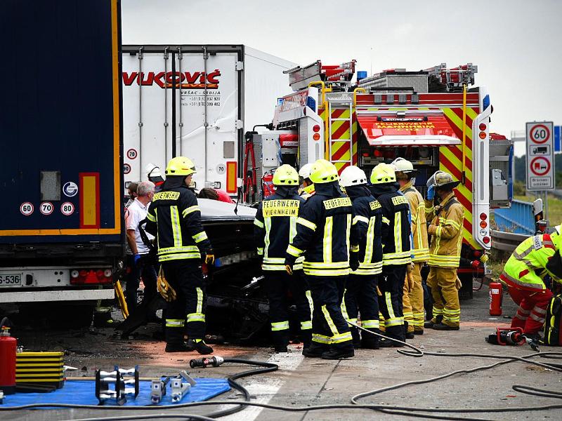 Erneut tödlicher Verkehrsunfall auf A6 bei Mannheim