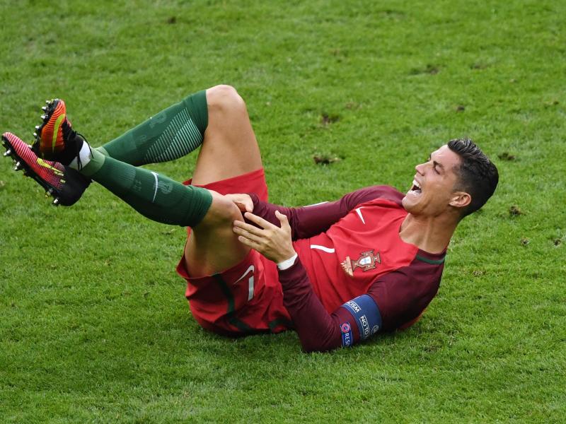 Cristiano Ronaldo im EM-Finale verletzt ausgewechselt