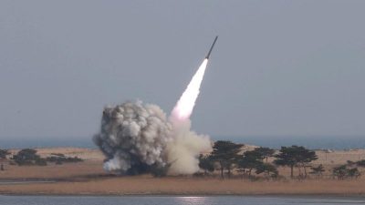 USA simulieren Abschuss einer Interkontinental-Rakete im Pazifik – auch Abwehr – erfolgreich