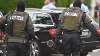 SEK stürmt in Kanzlei: Stuttgarter Anwalt und Mann aus Hessen tot