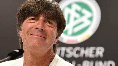 DFB: Joachim Löw bleibt Bundestrainer