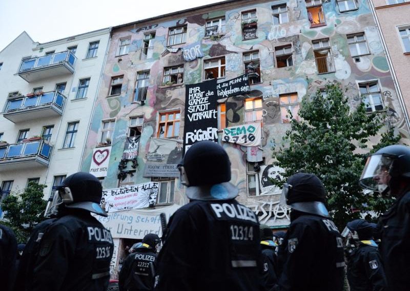 Kein Räumungstitel vorgelegt: Teilräumung des besetzten Hauses in Berlin war illegal