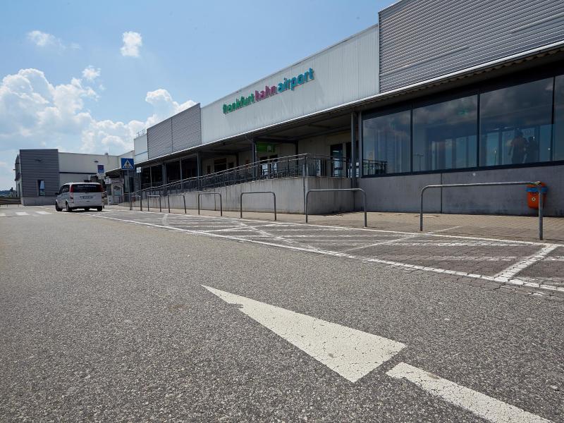 Neue Verkaufsrunde für Regionalflughafen Hahn beginnt mit drei Bietern