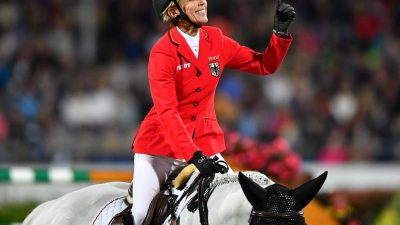 Deutsches Springreiter-Team in Aachen auf Platz Eins