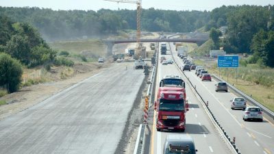 Juli und August: Samstags-Fahrverbot für LKW ab 7,5 t wegen 548 Autobahnbaustellen