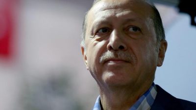 Türkei: Tausende Festnahmen und Entlassungen – Von Erdogan angekündigte „Säuberung“