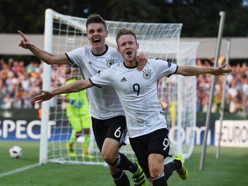 EM: U19 wahrt dank 3:0 gegen Österreich WM-Chance