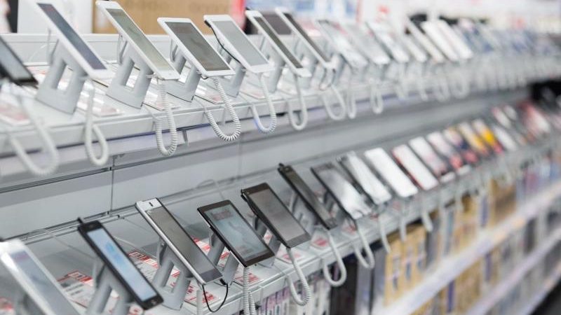 Fehlende Norm: Smartphones und Funktechnik wie Routern droht ab Juni Verkaufsverbot in der EU