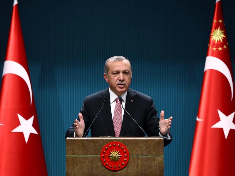 Türkei: Ausnahmezustand in Kraft getreten – Ansprachen von Erdogan