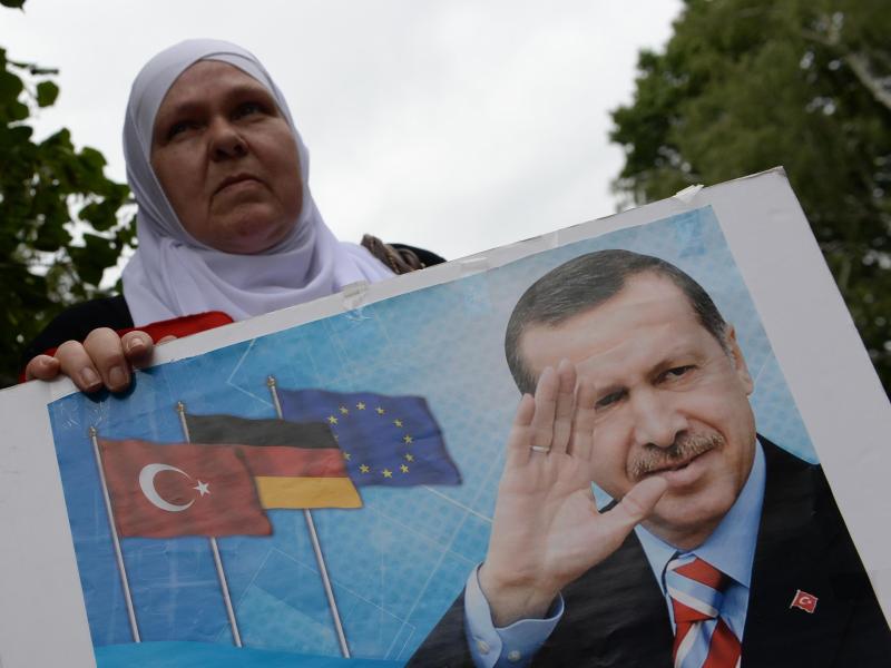 Besuch von Erdogan am 27. und 28.9. in Berlin und Köln – Demonstrationen in neun Städten angemeldet