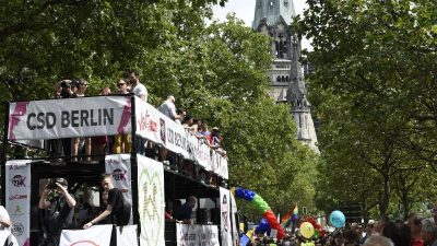 Hohe Sicherheitsvorkehrungen auf Berliner CSD-Parade