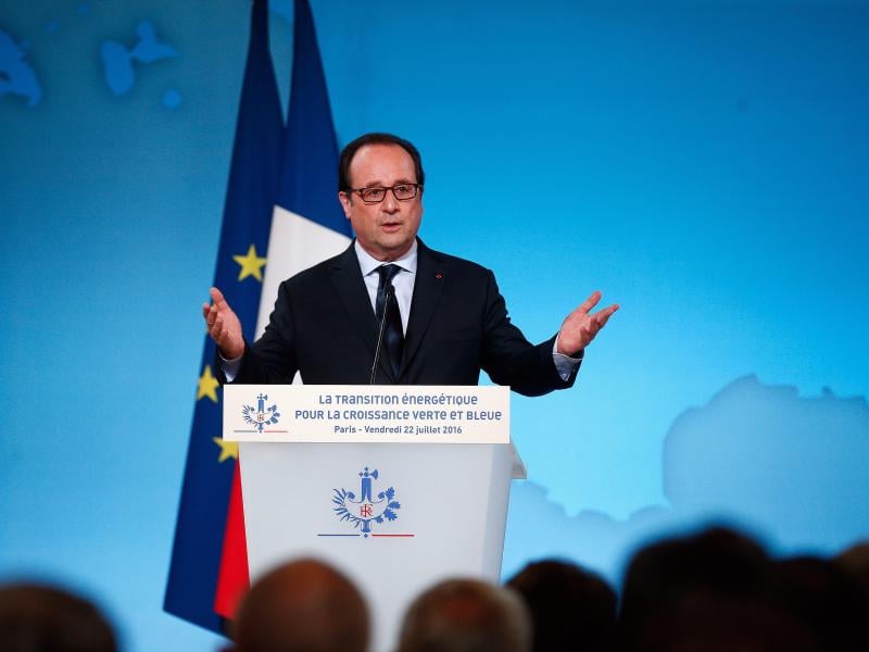„Terroristen wollen Krieg der Religionen“: Frankreichs Regierung ruft zum Zusammenhalt auf
