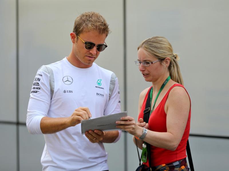 Rosberg verspürt keinen Zusatzdruck – Hamilton nascht