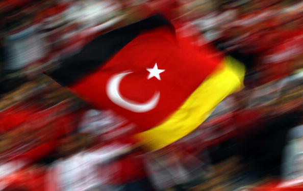 In Deutschland: „Erdogan will Konflikte anheizen“, warnt geflohener türkischer Journalist