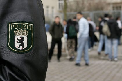 “Sie betrachten ihre Straße als ihr Herrschaftsgebiet”: Buschkowsky über Mob-Angriff auf Berliner Polizei