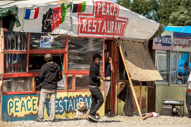 Dschungel von Calais außer Kontrolle: Terrorbekämpfung „nicht mehr möglich“, sagt Polizei