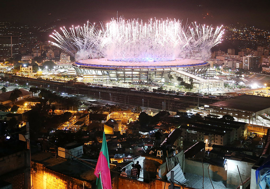 Erstes olympisches Flüchtlingsteam im Maracanã bejubelt