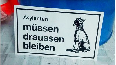 Ärger wegen Hundeverbots-Schild: „Asylanten müssen draußen bleiben“