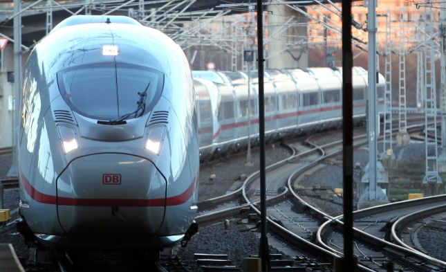 Bahn will 1.200 Lokführer einstellen