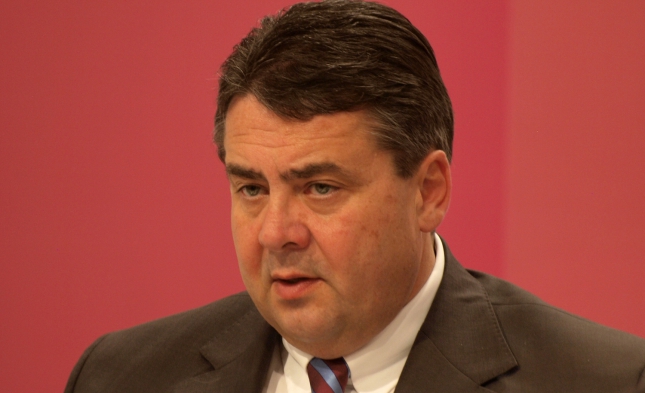 CDU warnt Gabriel vor Abrücken von TTIP