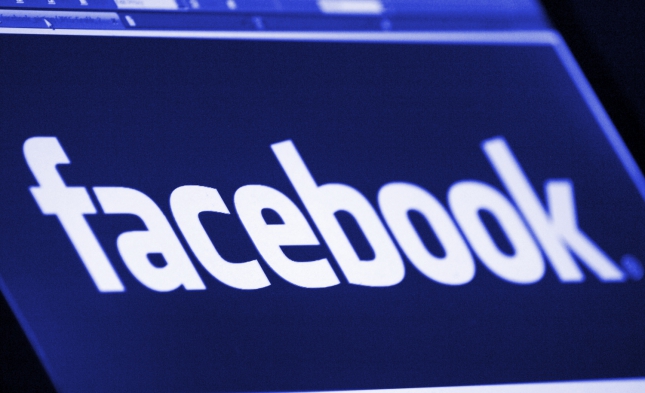 Schnellere Zensur gefordert: Niedersachsens Innenminister für verstärkten Dialog mit Facebook