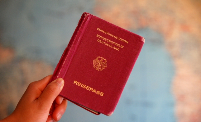 Laschet: Doppelte Staatsbürgerschaft sachfremdes Thema bei innerer Sicherheit