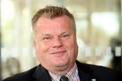 Tierschutzbund: Verbandspräsident droht mit Ausstieg bei “Initiative Tierwohl” wegen Verbraucher- und Tierschutzbetrug