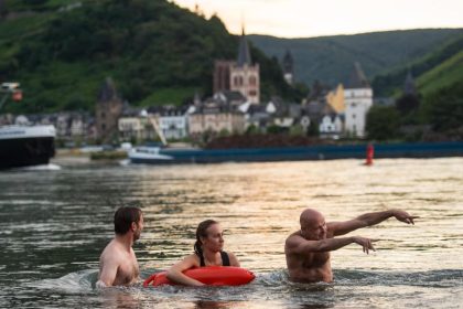 Badeverbot im Rhein: Nach Düsseldorf auch in Neuss – Köln stimmt im September ab