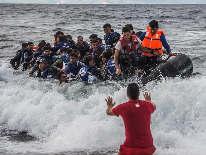 Falsche Pässe in Athen: Illegale Einwanderung über die Balkanroute erlebt Renaissance