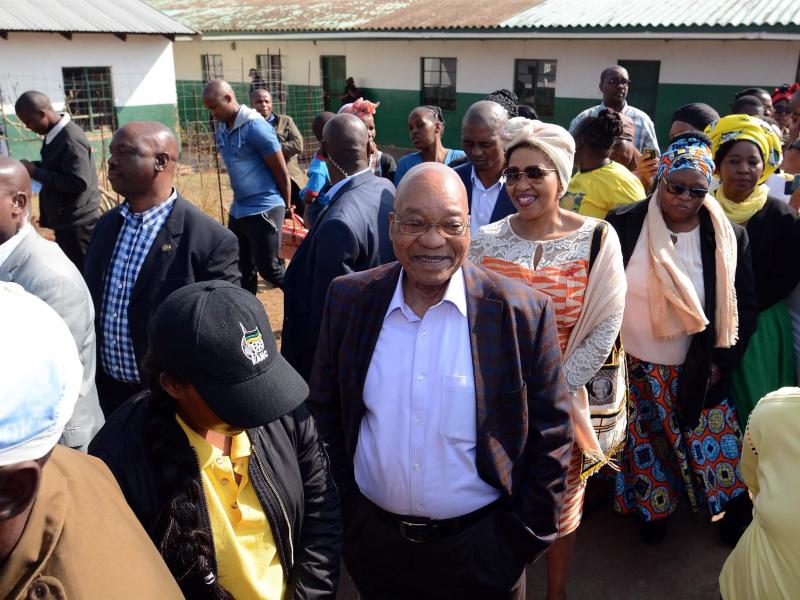 Südafrikas Präsident zu Vorwürfen der Korruption befragt