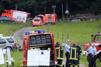 Identität der Todesopfer nach Absturz von Leichtflugzeug in Wesel geklärt