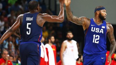 US-Basketballer bezwingen beim Finaleinzug Spanien