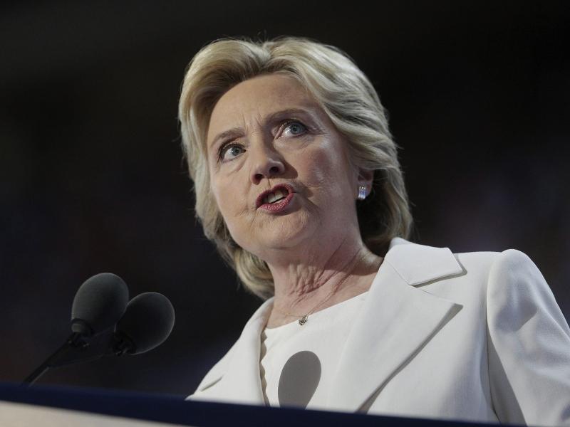 Clinton muss unter Eid über E-Mail-Affäre aussagen