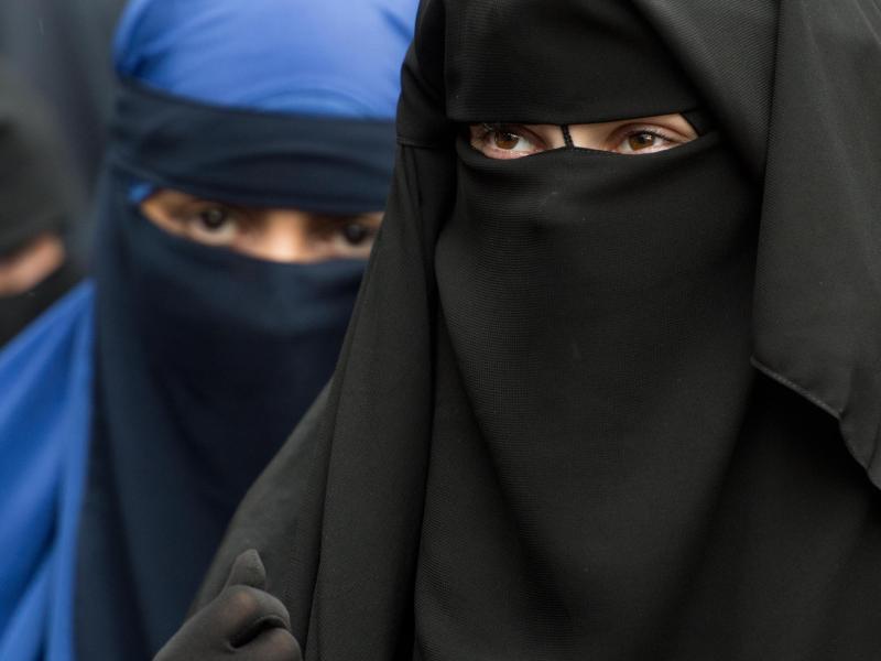 Muslima darf nicht mit Gesichtsschleier ins Abendgymnasium