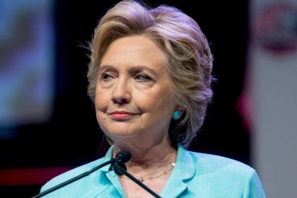 Clinton-Stiftung ein „Mammut-Spendenbetrug“: Hillarys Gegner packen aus