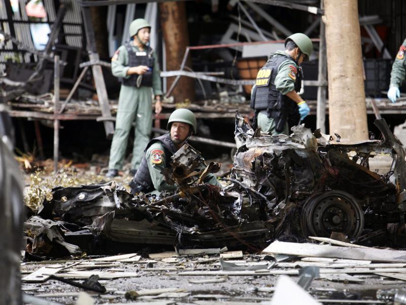 Eine Tote bei Autobombenanschlag im Süden Thailands