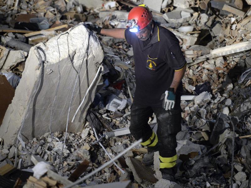 Jetzt schon 247 Tote nach Erdbeben in Italien